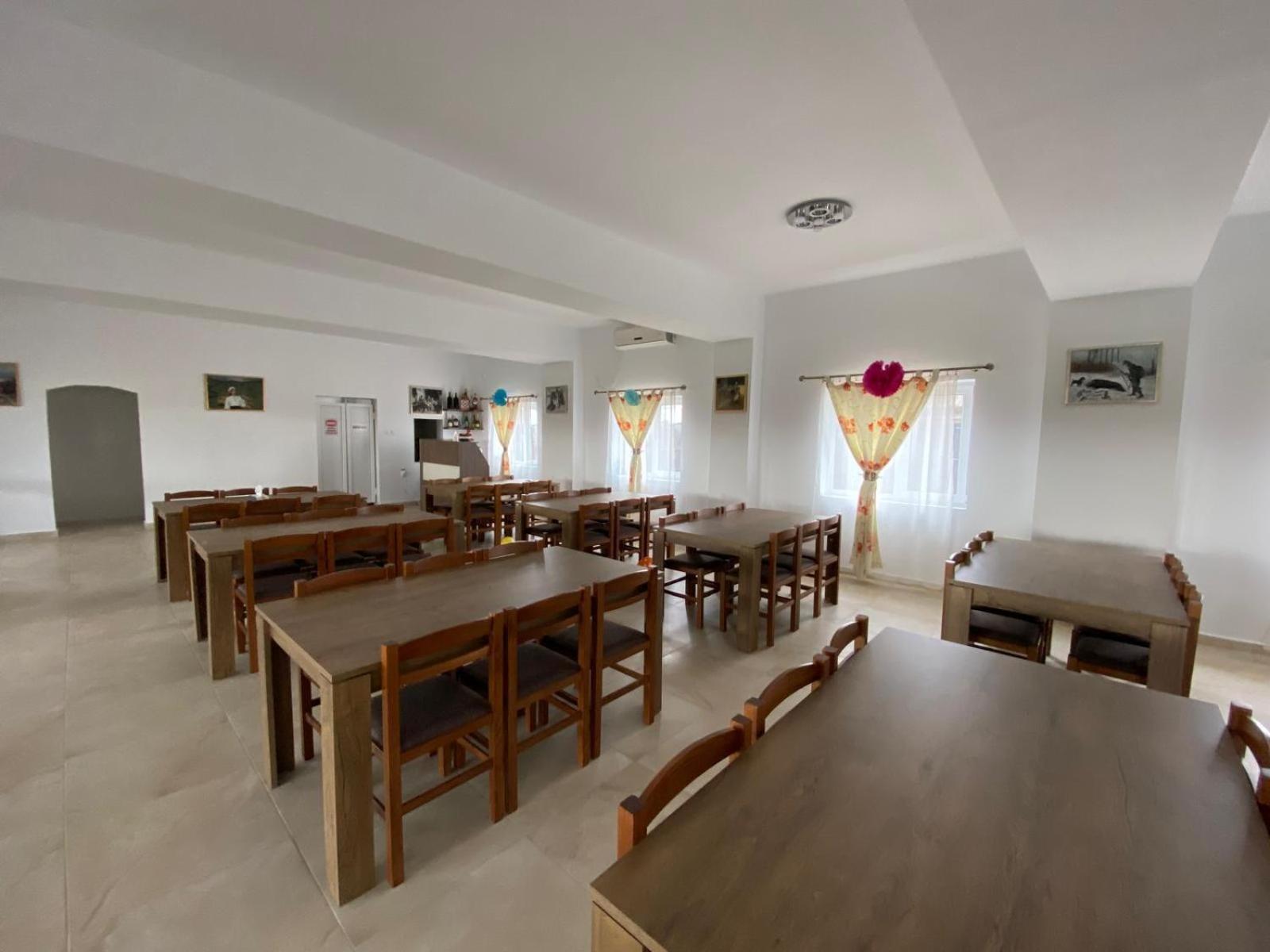 Agropensiuea Casa Uncu Hotel Муригьол Екстериор снимка