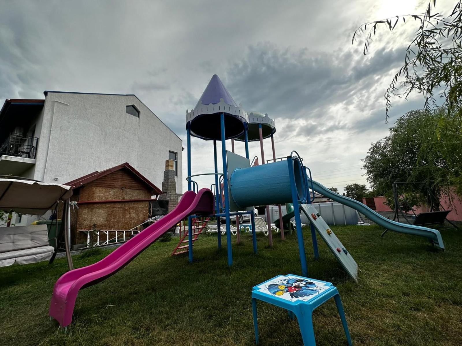 Agropensiuea Casa Uncu Hotel Муригьол Екстериор снимка