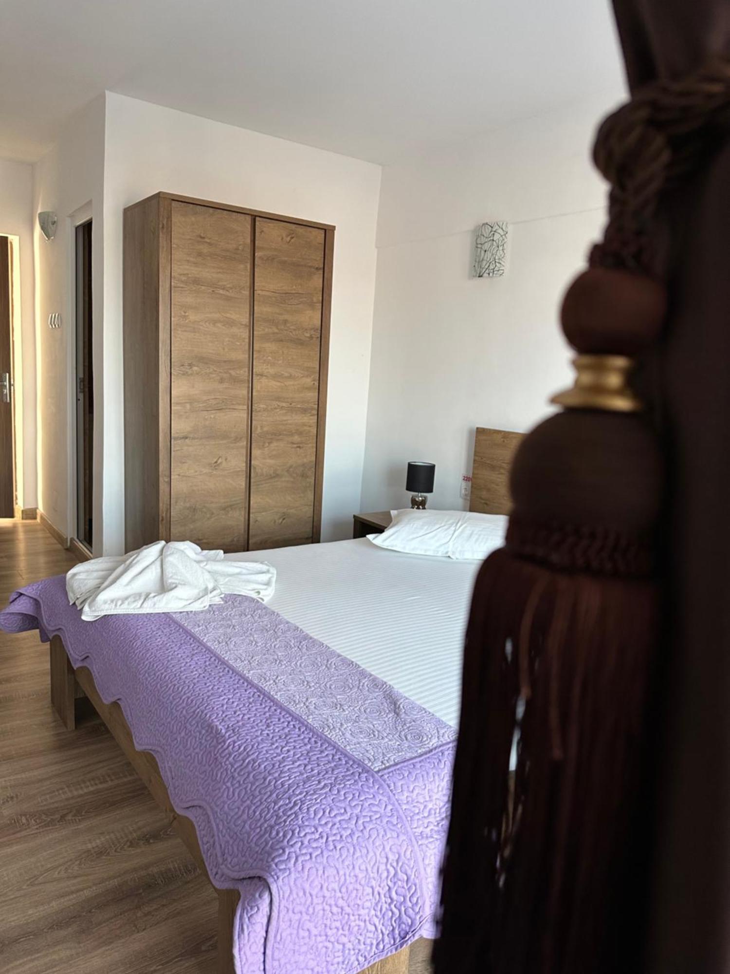 Agropensiuea Casa Uncu Hotel Муригьол Екстериор снимка