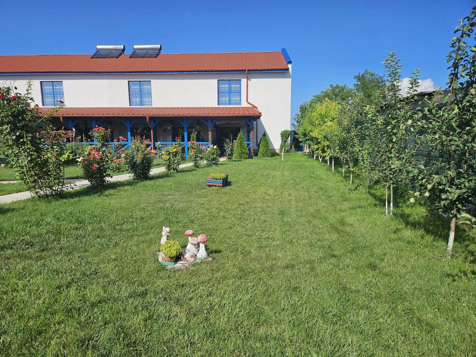 Agropensiuea Casa Uncu Hotel Муригьол Екстериор снимка
